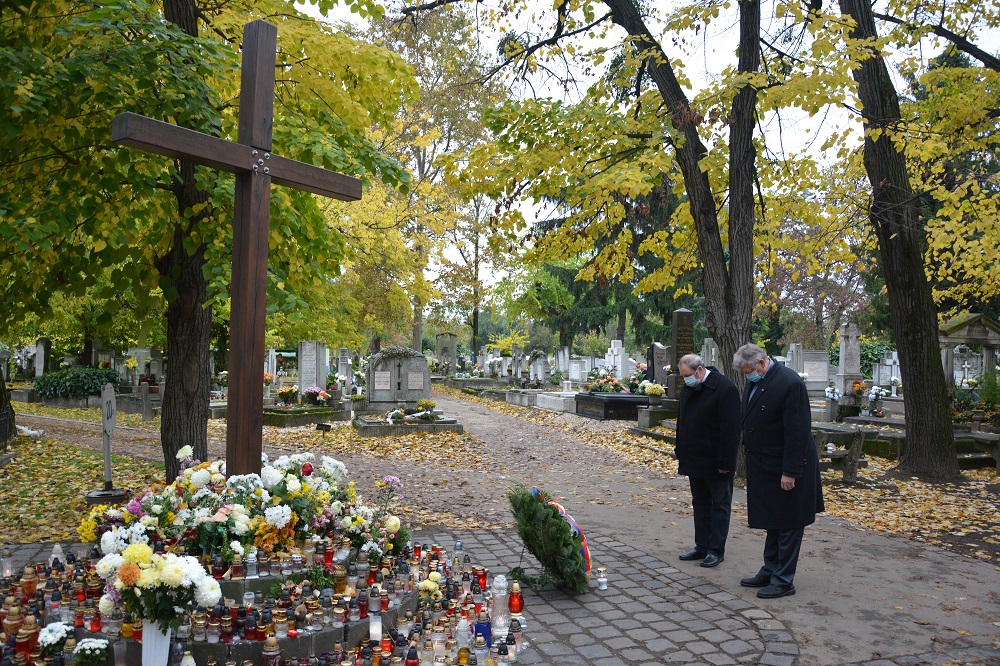 morovik a pakozdi j
